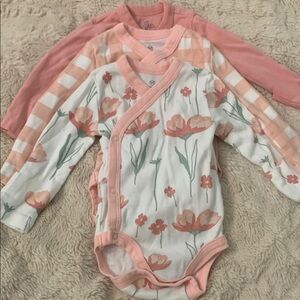 The Honest Company Pink and White Floral Bodysuit Set